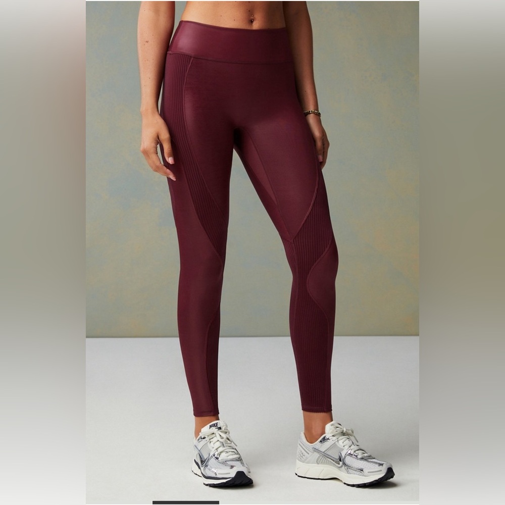 Motion 365 Contour Legging in Merlot